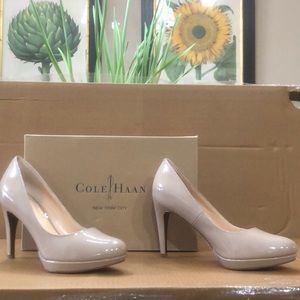 Cole Haan Chelsea Pump in Maple Sugar Patent Leather